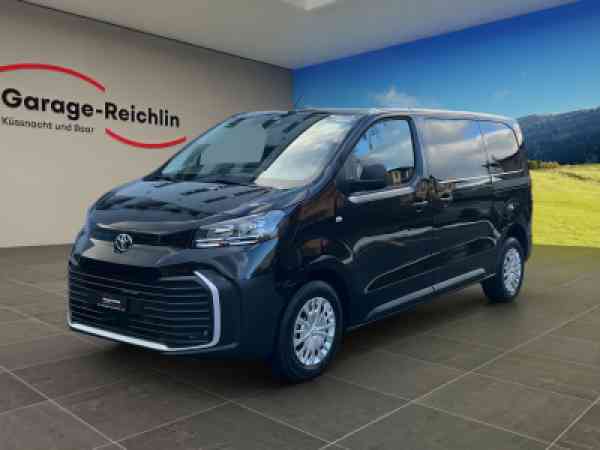 Toyota PROACE Van L1 2.2 D Advanced